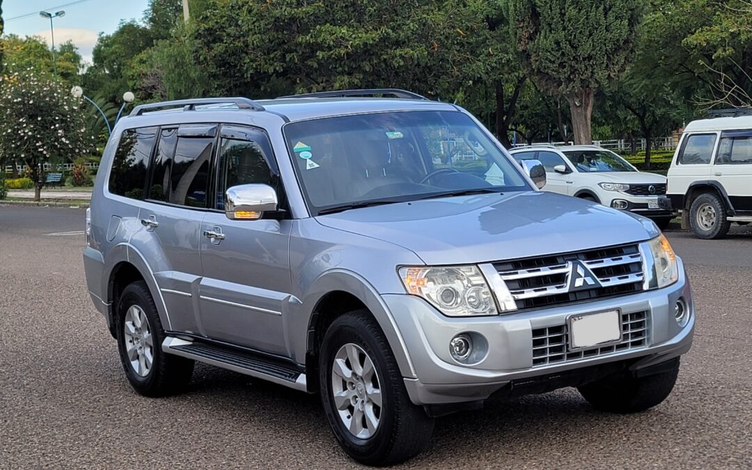 MITSUBISHI MONTERO 4X4 2013